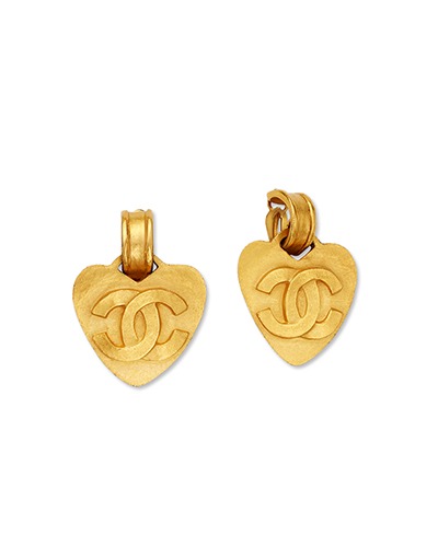 [ VINTAGE ] CHANEL Heart  CC Earrings